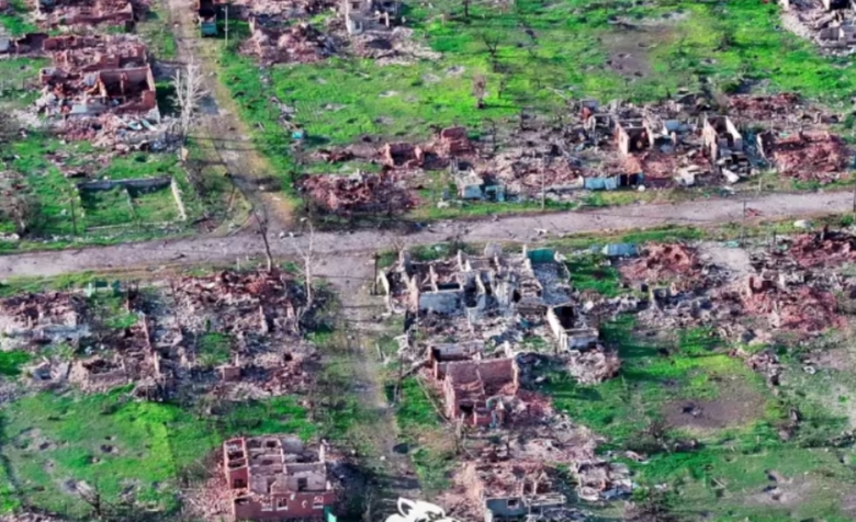 Воїни 34-го окремого мотопіхотного батальйону Вовкодави 57 ОМПБр показали, як виглядає Вовчанськ у Харківській області, на який рівно рік тому росіяни почали наступ.