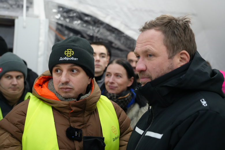 У Деснянському районі Києва відбулося офіційне відкриття кризового центру для цивільного населення.