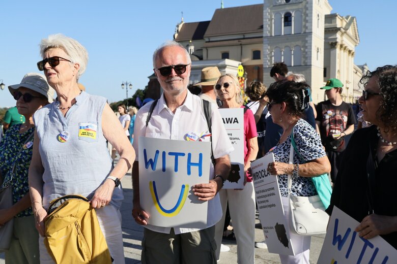 У 22 містах Польщі відбулися акції проти насильства щодо українців. Учасники мітингів виступили проти дискримінації та нападів на людей через їхнє походження, національність чи мову.