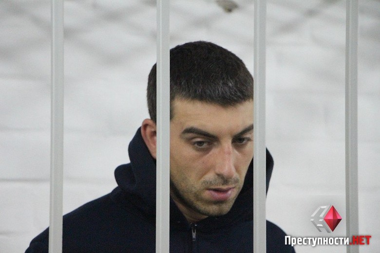 Николаевский районный суд принял решение о мерах пресечения трем правоохранителям, подозреваемым в убийстве жителя региона.