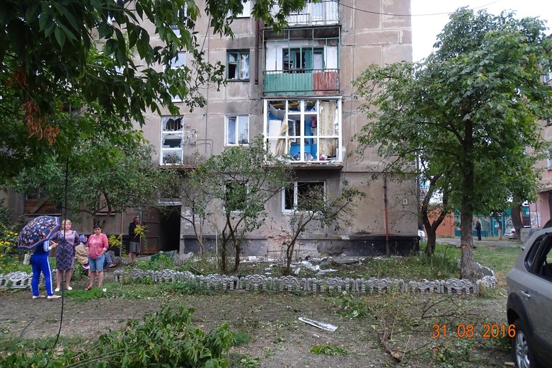 Після довгої перерви проросійські бойовики знову почали обстрілювати містечко Щастя на Луганщині.