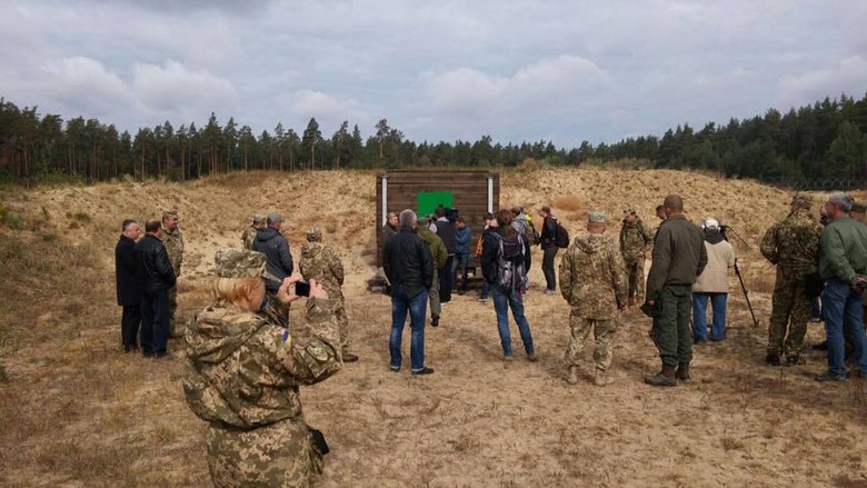 В Украине прошла успешная презентация новых бронебойных боеприпасов для частей ВСУ и Нацгвардии, которые способны пробивать лобовую броню БМП.