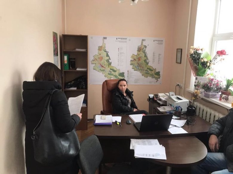 СБУ задержала при получении взятки начальника отдела государственной архитектурно-строительной инспекции и главного архитектора города Васильков.