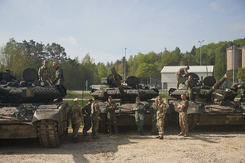 Бойцы 79-й отдельной десантно-штурмовой бригады и танковый взвод начали участие в международных учениях НАТО.