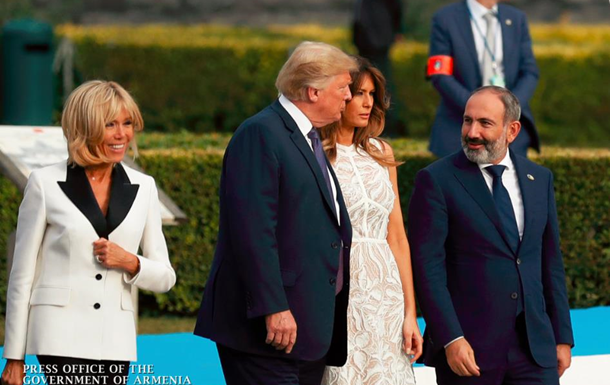 Судя по фотографиям с протокольных мероприятий в Брюсселе, Никол Пашинян обменялся приветствиями с Дональдом Трампом и Терезой Мэй.