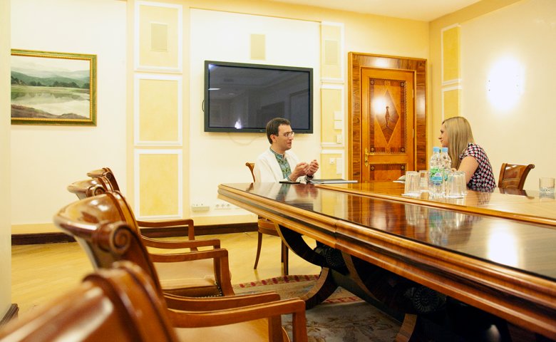 Министр инфраструктуры Владимир Омелян дал Слову и Делу интервью, в котором рассказал о безопасности на дорогах, ситуации с УЗ и своем будущем после каденции министра.