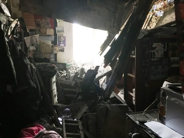 У Житомирі в двоповерховому багатоквартирному будинку стався обвал стелі, всіх мешканців евакуювали.