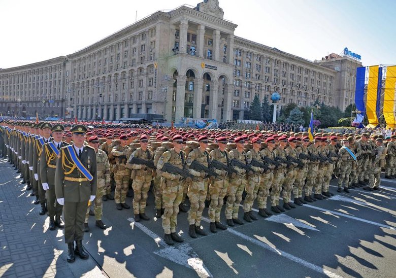 Полторак розповів про участь іноземних підрозділів у генеральній репетиції параду та показав Джавеліни. Що ще показали українцям і чого чекати завтра на параді.