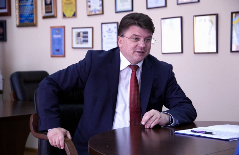 Глава Минспорта Игорь Жданов рассказал Слову и Делу о своих обещаниях и том, стоит ли давать спортсменам звание Героя Украины.