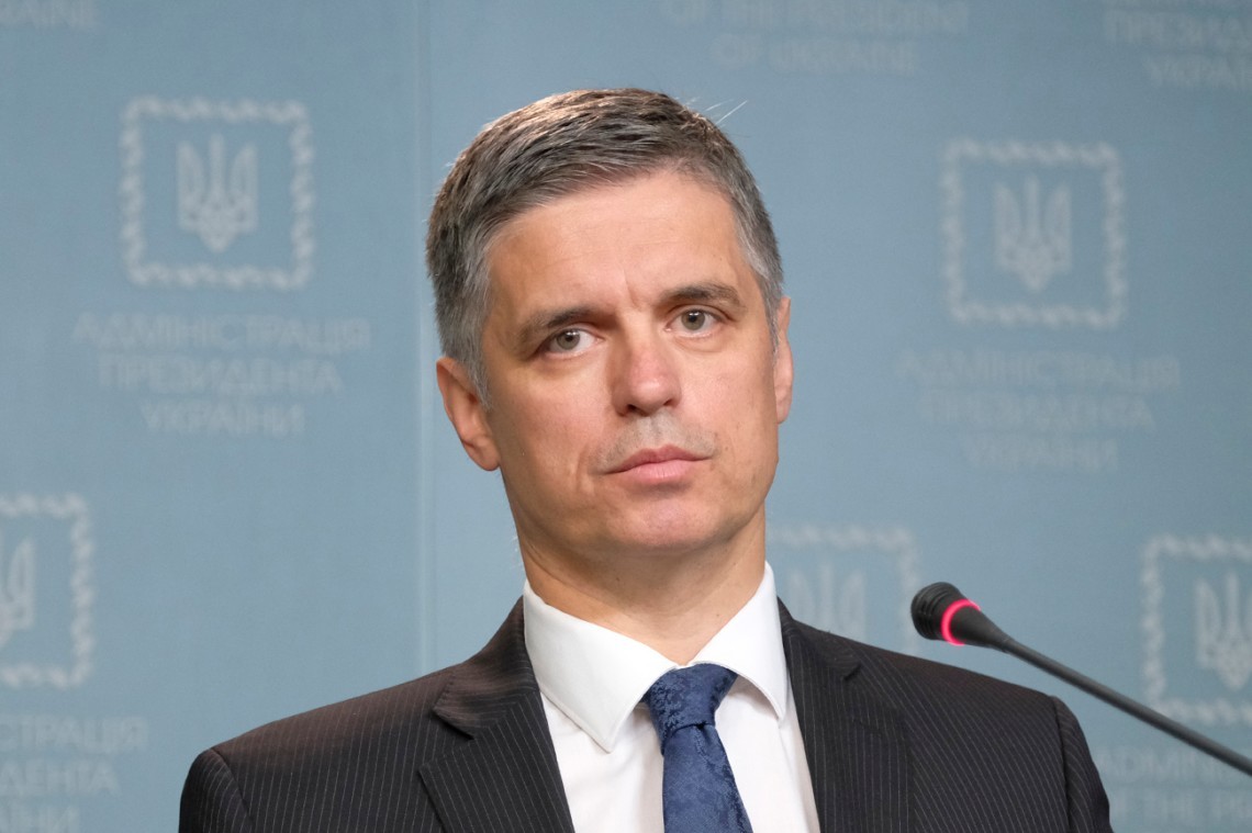Новий міністр закордонних справ Вадим Пристайко за перший місяць роботи заробив 27,5 тисяч гривень.