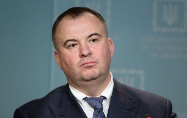 Генеральная прокуратура 18 октября сообщит о подозрении бывшему первому заместителю секретаря Совета национальной безопасности и обороны Украины Олегу Гладковскому.