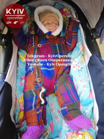 У селі Коцюбинському Київської області жінка, яка представилася волонтером, викрала
3-місячну дитину. Напередодні вона познайомилася з мамою хлопчика.