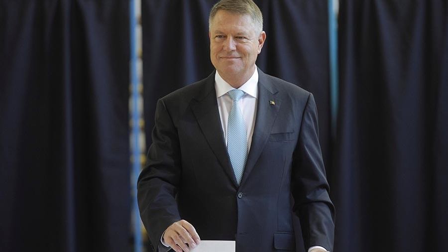 Вибори президента Румунії - Клаус Йоханніс лідирує в першому турі » Слово і  Діло