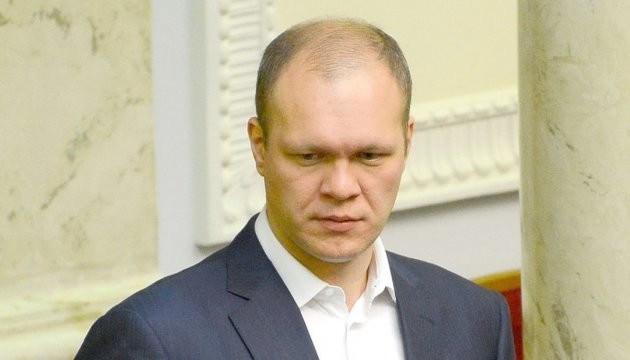 Детективи НАБУ оголосили в розшук народного депутата України восьмого скликання Дениса Дзензерського.