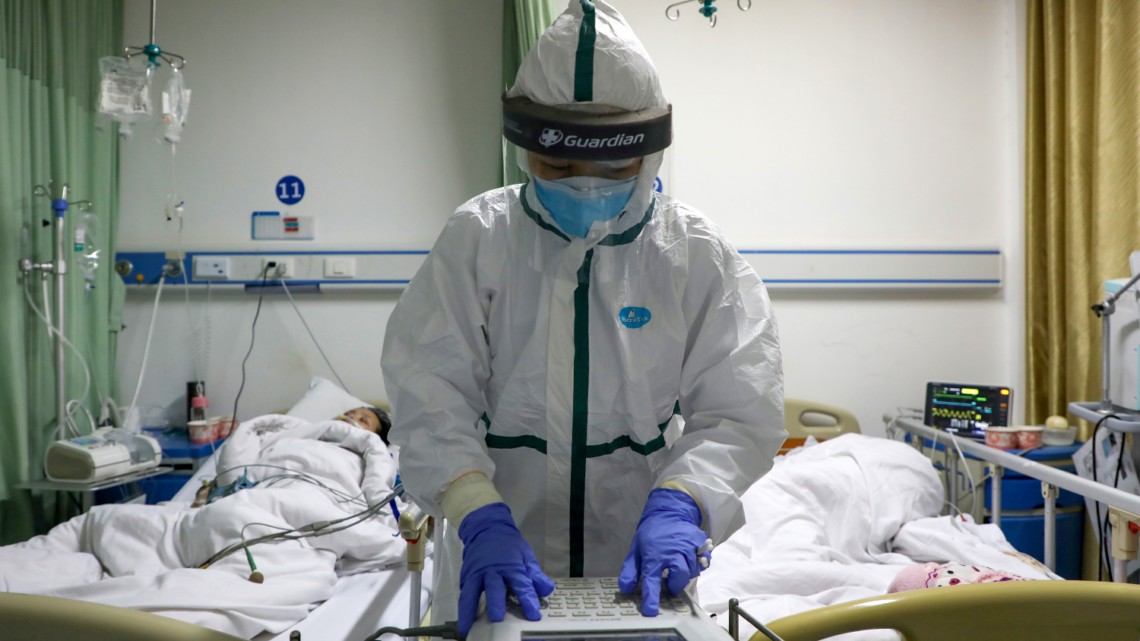 У Китаї вперше за місяць помер хворий на коронавірус. На сьогодні в країні залишаються в лікарнях 82 пацієнта.