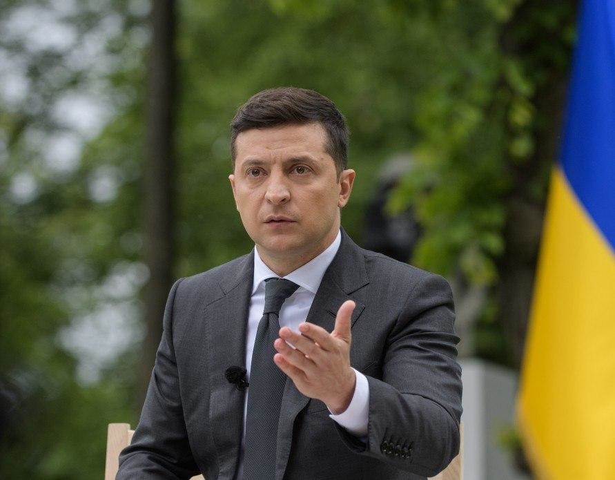 Українська сторона після заяв ватажка ЛНР Леоніда Пасічника скликала термінове засідання Тристоронньої контактної групи.