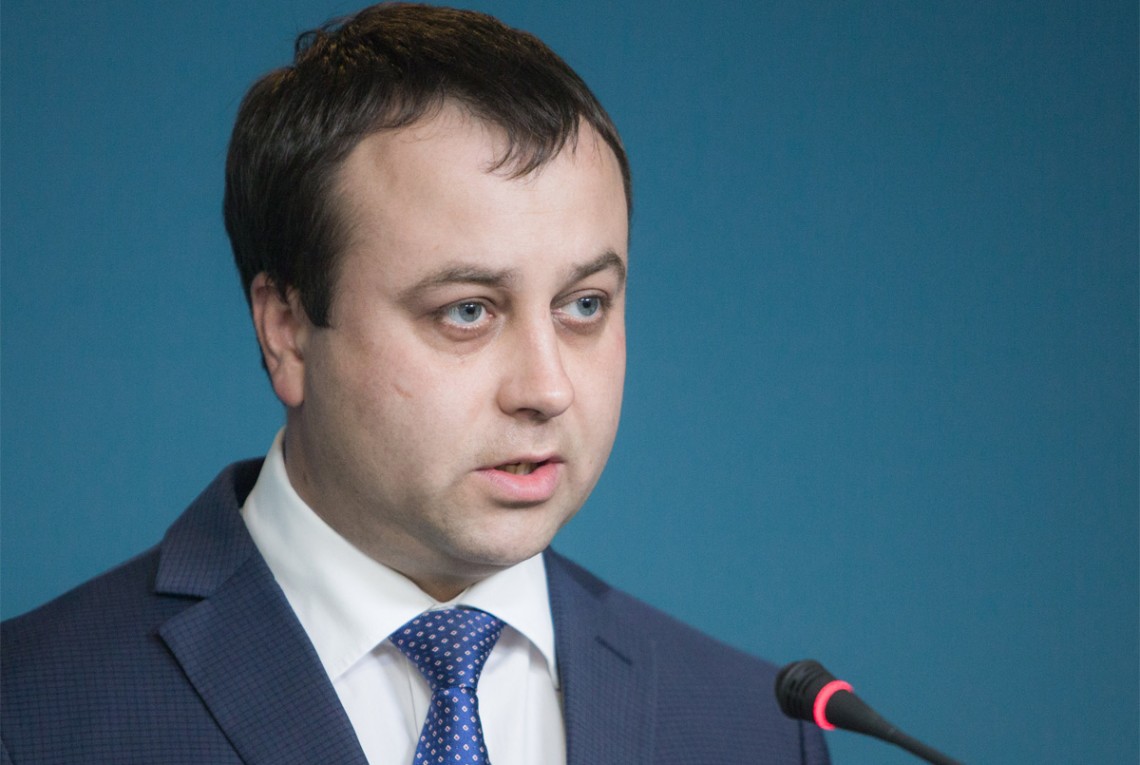 Новым главой Винницкой ОГА стал Сергей Борзов.  До него эту должность занимал Владислав Скальский.