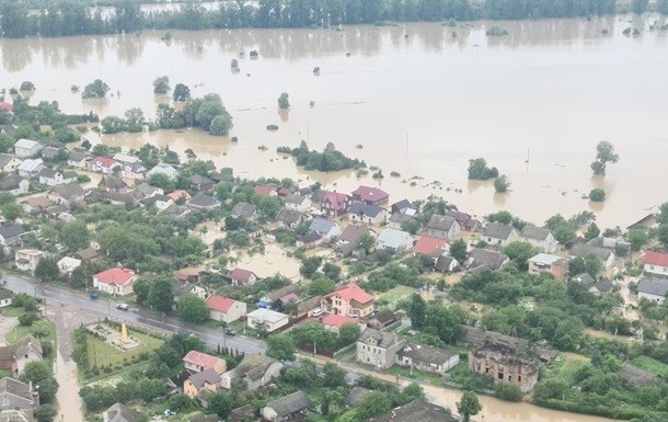 Євросоюз оперативно відреагував на заклик України про допомогу в ліквідації наслідків сильних паводків на заході країни.
