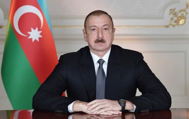 В Азербайджане заявили о том, что готовы прекратить боевые действия в Нагорном Карабахе в том случае, если Армения прекратит обстрелы и выведет свои войска из региона.