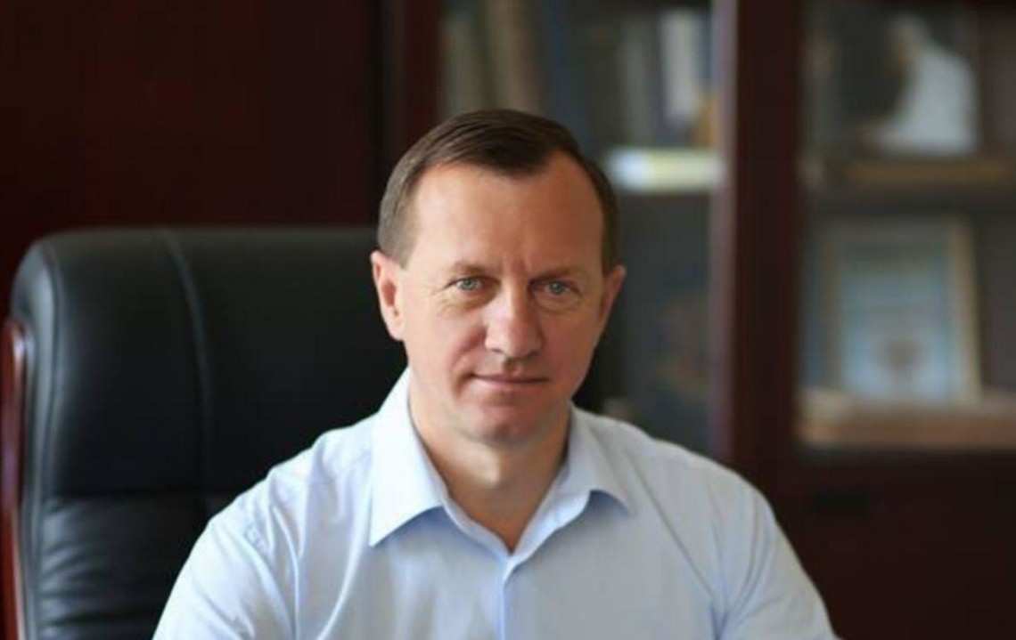 У другому турі виборів мера Ужгорода переміг чинний міський голова Богдан Андріїв. Він отримав 51 відсоток голосів виборців.