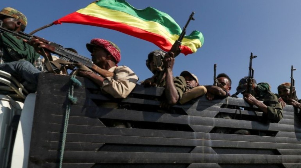 В ефіопському регіоні Тиграй, що на півночі країни, продовжуються активні бойові дії між урядовими військами та силами Народного фронту звільнення (НФЗТ).