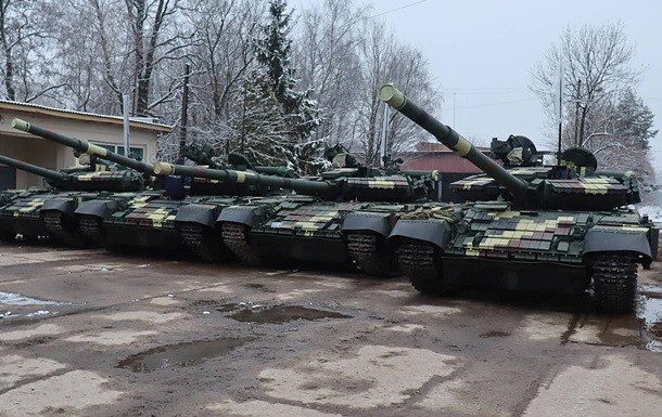Львівський бронетанковий завод успішно виконав державне оборонне замовлення і передав до ЗСУ партію бронетехніки.