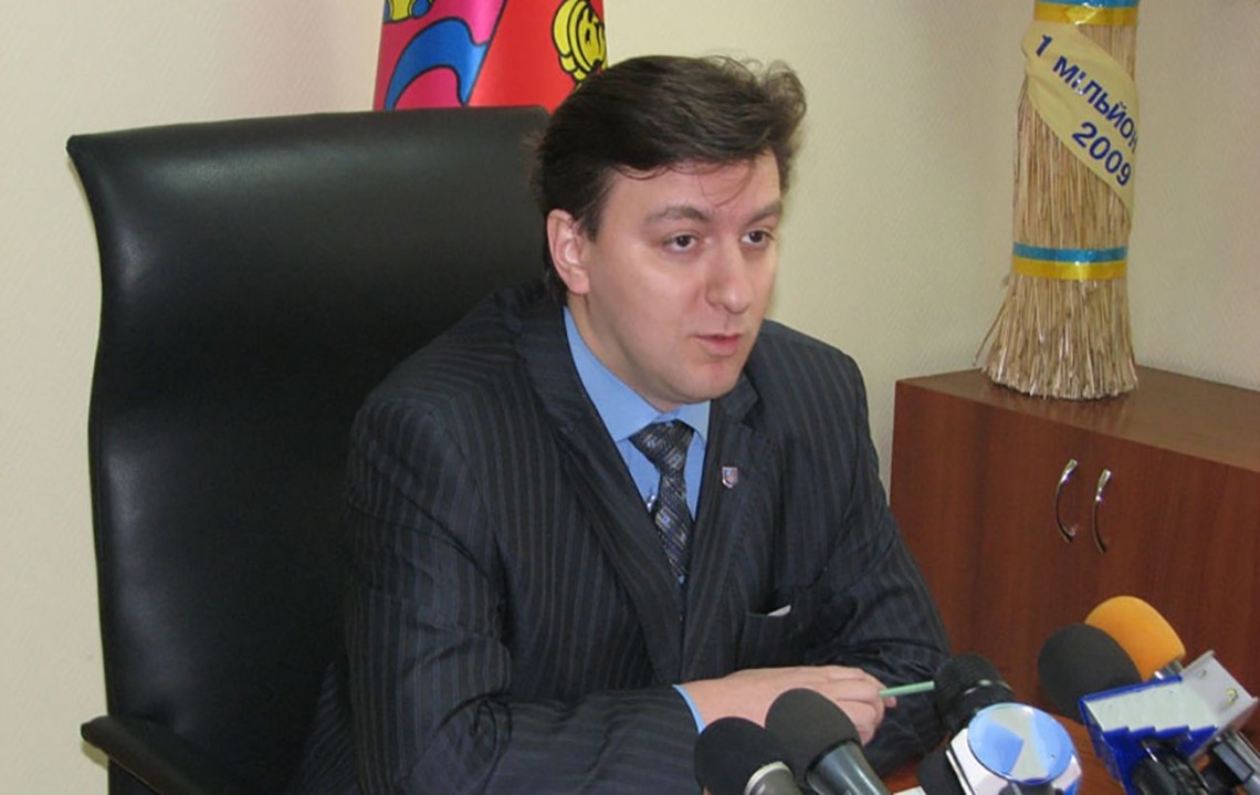 Президент України Володимир Зеленський призначив Олександра Старуха головою Запорізької ОДА. Старух вже був головою ОДА з 2008 по 2010 рік.