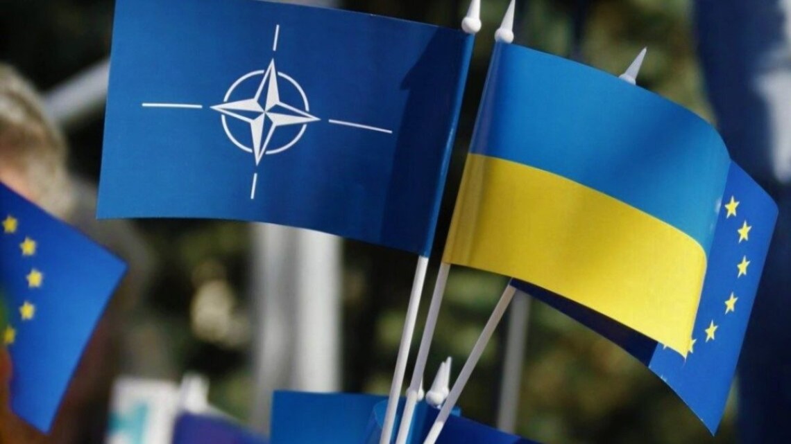 Північноатлантичний Альянс продовжить підтримувати Україну у Чорному морі. Військова допомога буде направлятися береговій охороні та військово-морським силам.