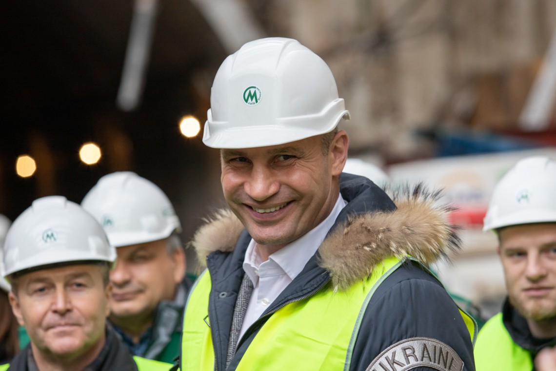 История строительства метро на Троещину тянется не один десяток лет. Последний срок, который называл Виталий Кличко – до 2025 года.