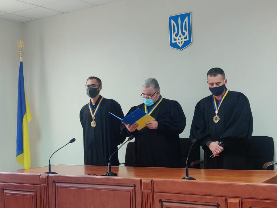 Шевченко подчеркнул, что это первые положительные решения суда в его пользу в деле о пересчете голосов на 87-м округе.