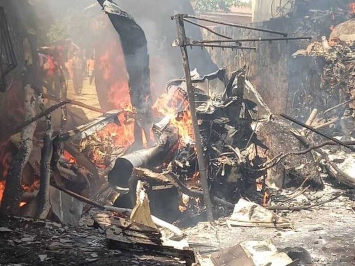 Гелікоптер ВПС Зімбабве Agusta Bell 412 розбився учора в провінції Східний Машоналенд. Унаслідок аварії загинули четверо людей.