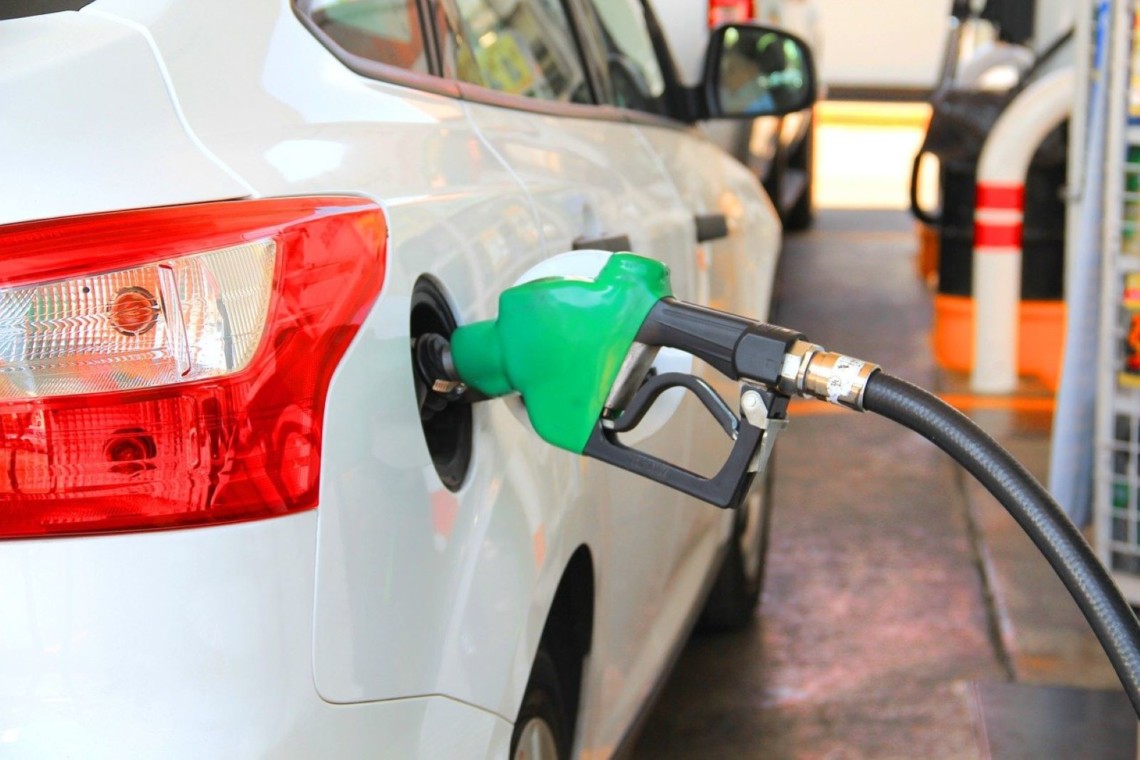 АЗС у період з 30 квітня по 7 травня підняли ціни на бензини і дизельне паливо в межах 0,40-1 грн/л.