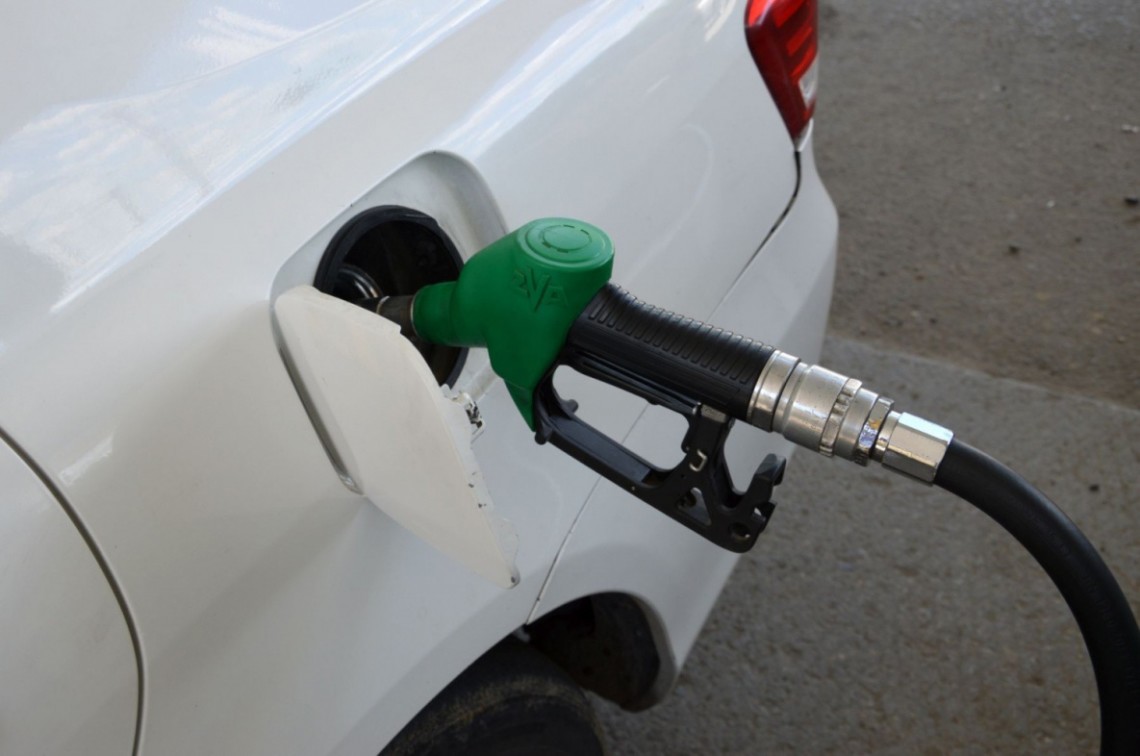 Мінекономіки роз'яснило, що означає держрегулювання цін на бензин для АЗС, і чи підпадає під нього преміальне пальне.