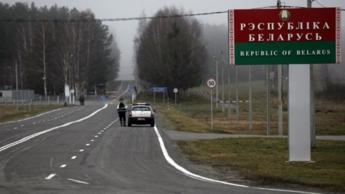 Белорусские силовики задержали на границе с Литвой двух активистов, которые принимали участие в акциях после президентских выборов в стране в 2020 году.