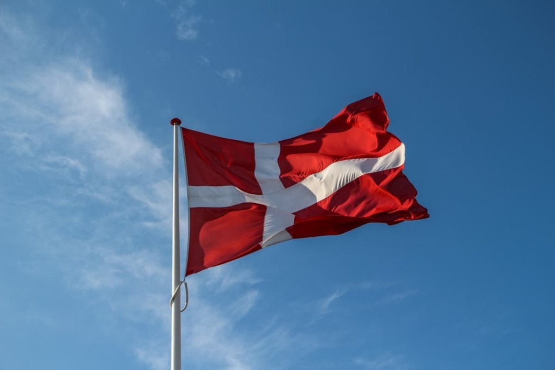 В Дании согласовали дальнейшее ослабление карантинных ограничений, введенных из-за коронавируса.