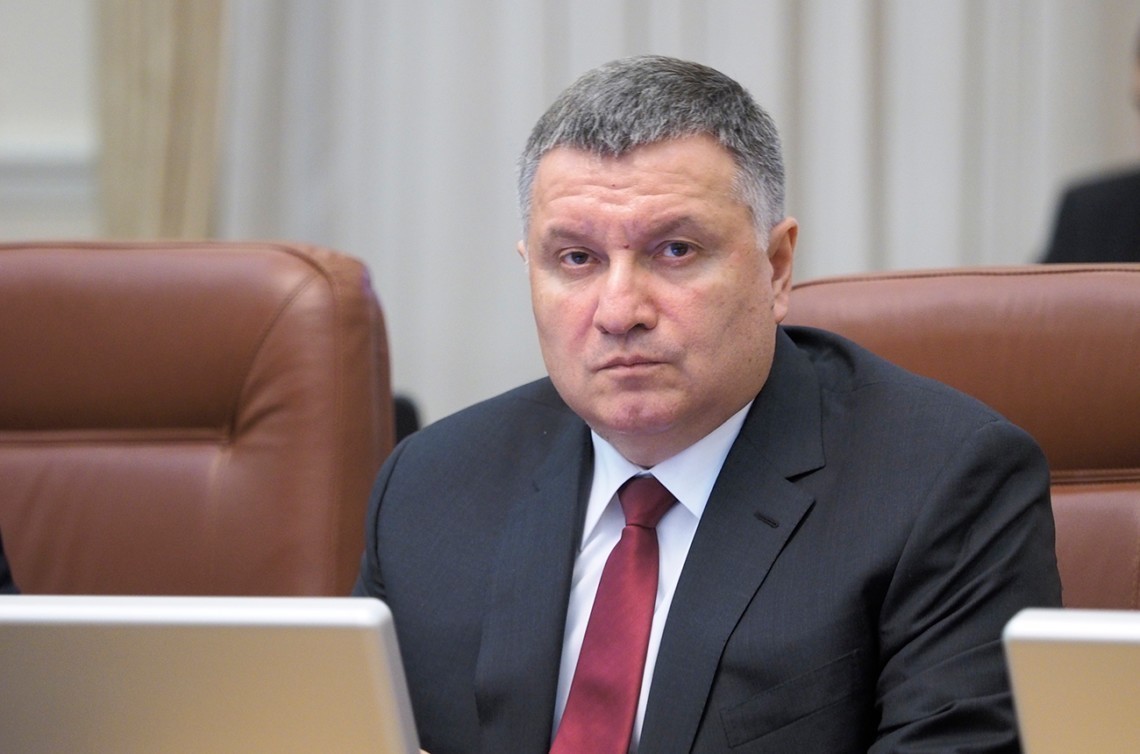 В Офісі президента України допустили, що може призвести до звільнення глави МВС Арсена Авакова.