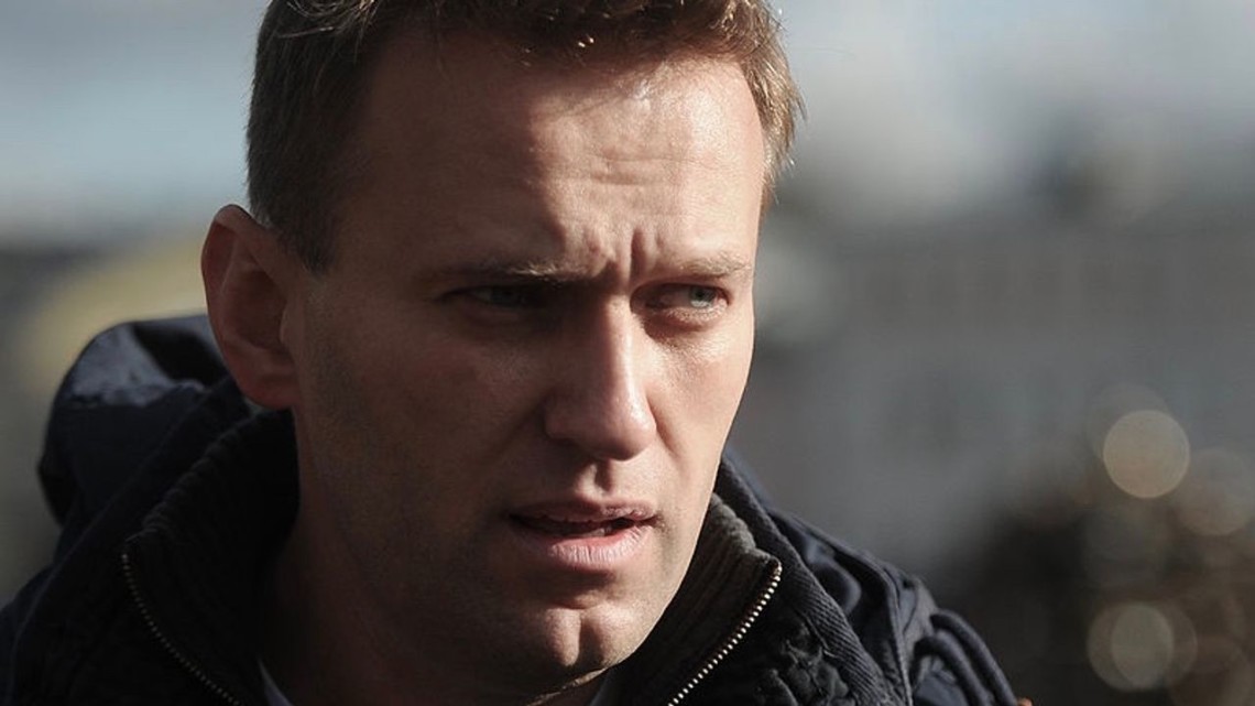 В России Алексею Навальному предъявлено обвинение по уголовному делу о создании некоммерческой организации.
