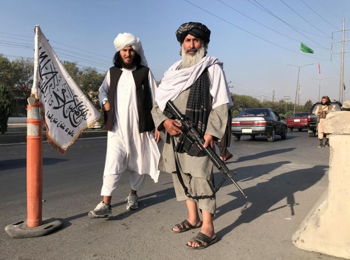 В Кабуле лидер талибов проведет встречи с лидерами джихадистов и политиками для создания инклюзивного правительства.