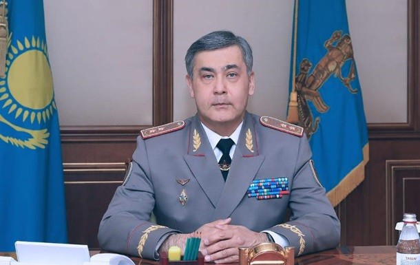 Глава Министерства обороны Казахстана Нурлан Ермекбаев намерен уйти в отставку после серии взрывов на военном складе, в результате которых погибло уже 5 человек.