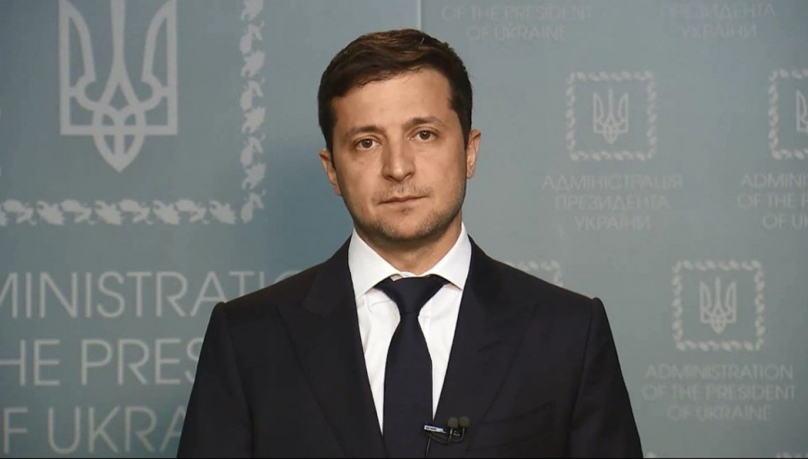 Президент Украины Владимир Зеленский ввел в действие решение Совета национальной безопасности и обороны о нейтрализации угроз в энергетической сфере.