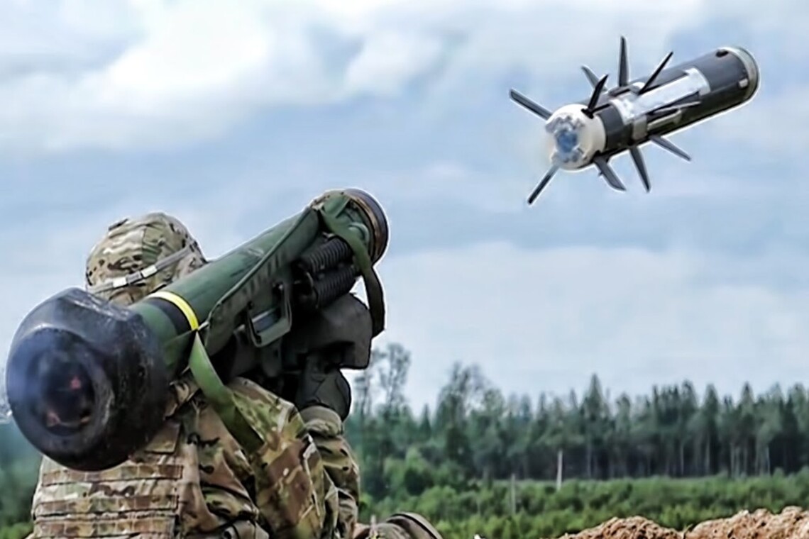 Украина до конца 2021 года получит партию американских противотанковых ракетных комплексов Javelin.