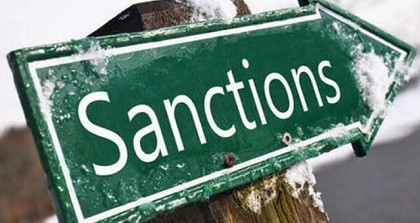 Европейский союз еще на полгода продлил персональные санкции против России. Они будут действовать как минимум до 15 марта 2022 года.