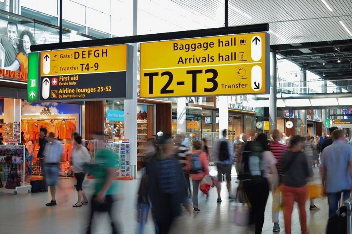 Брюссель введет более жесткие правила карантина для путешественников, прибывающих из красной зоны в пределах Европейского Союза.