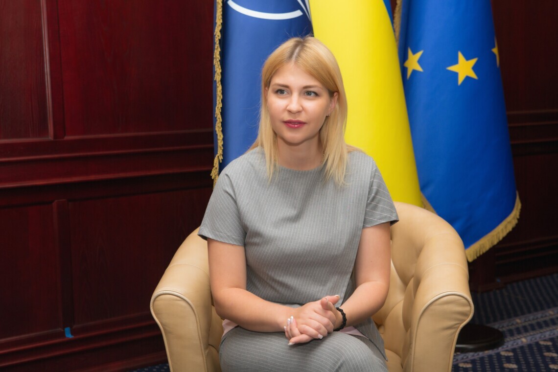 Оказавшись в кресле вице-премьера, Ольга Стефанишина начала зарабатывать меньше, чем в должности директора правительственного офиса.