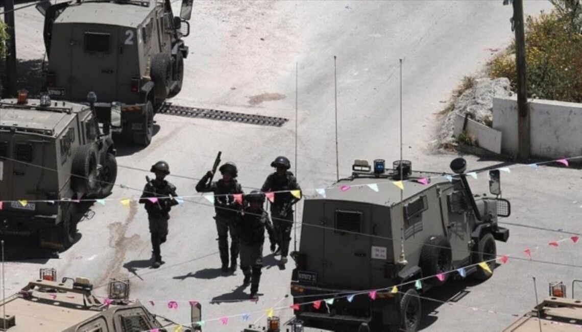 Армия обороны Израиля в ночь на 26 сентября устроила облаву на боевиков ХАМАС на Западном берегу Иордана.