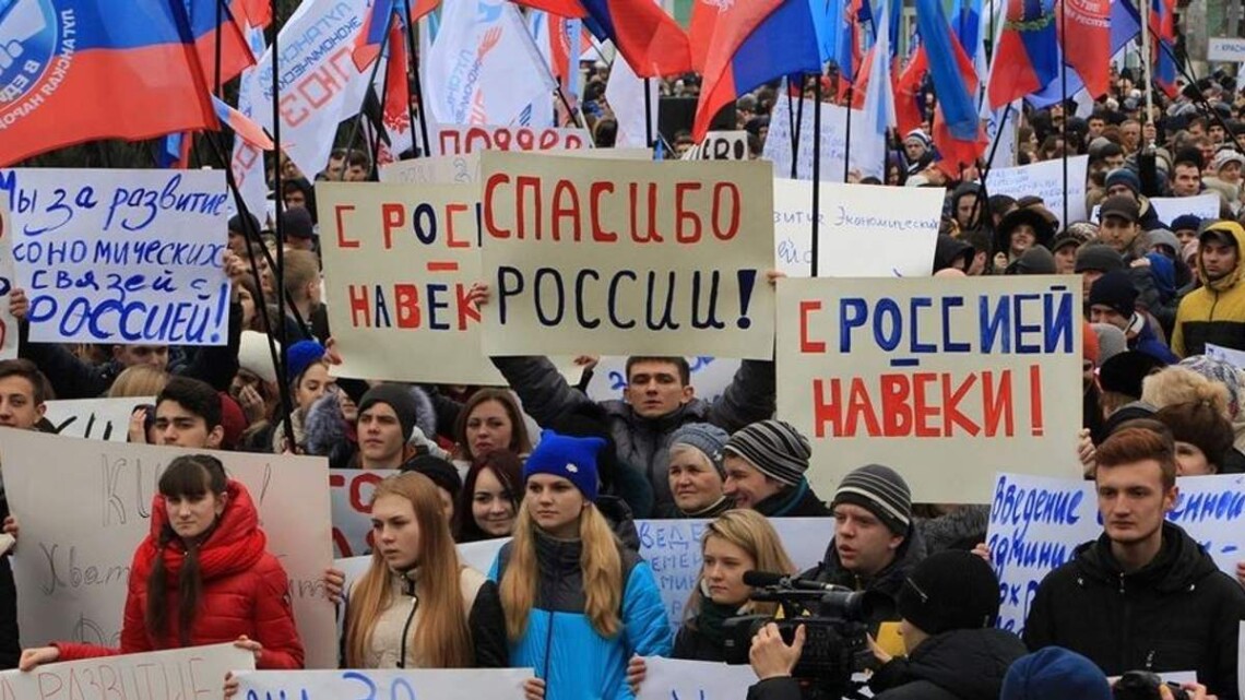По данным России, на оккупированном Донбассе сейчас проживает около 2,9 млн человек. Из них 38% - это пенсионеры