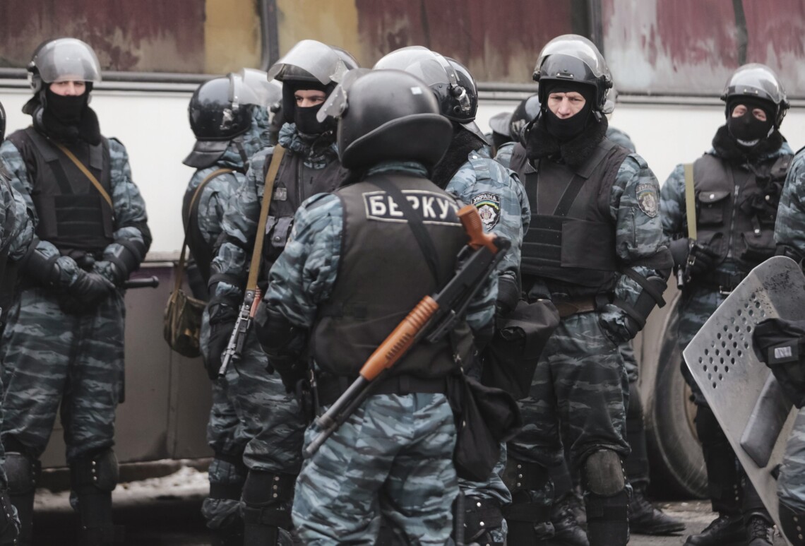Святошинский райсуд Киева отложил рассмотрение дела о расстрелах активистов Майдана в отношении обвиняемых экс-бойцов Беркута.