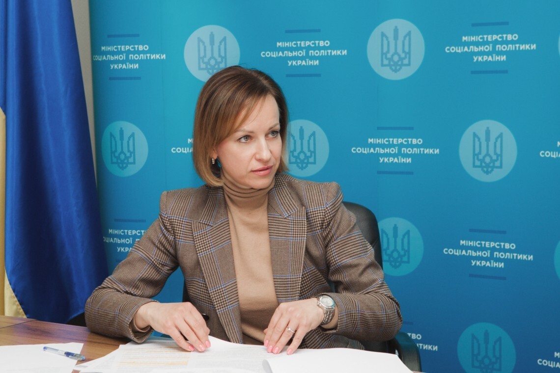 Накопичувальні пенсії в Україні планують впроваджувати в три етапи, які будуть мати свої особливості.