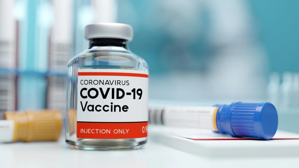 За даними досліджень, третя доза цих вакцин збільшує здатність виробляти антитіла проти вірусу, який викликає COVID-19.