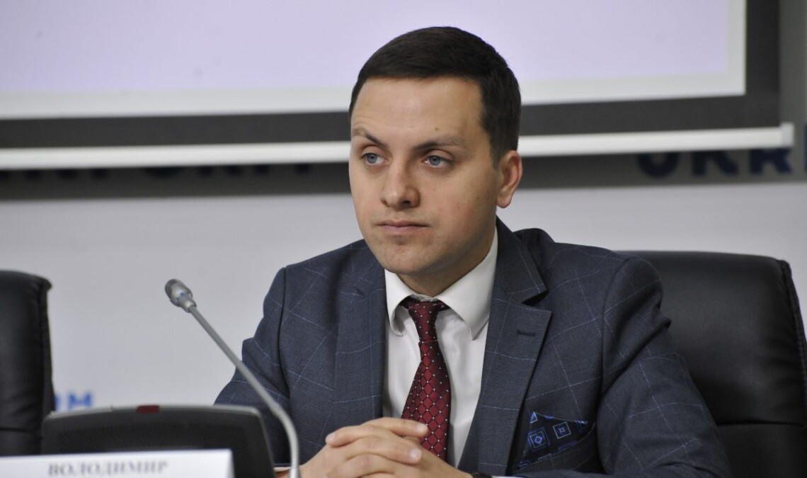 Нардеп Володимир Крейденко не зміг довести НАЗК законність походження 5,8 млн грн. 13 жовтня він прийде в НАЗК для надання пояснень.